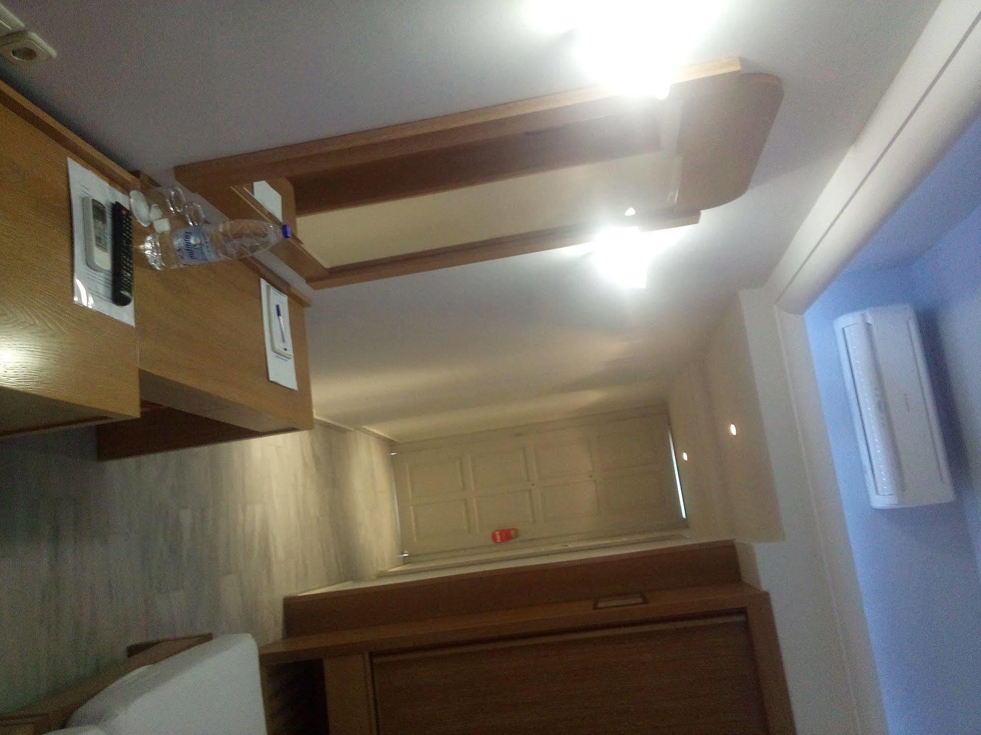 Anita Beach Hotel- Adults Only Rethymno Esterno foto