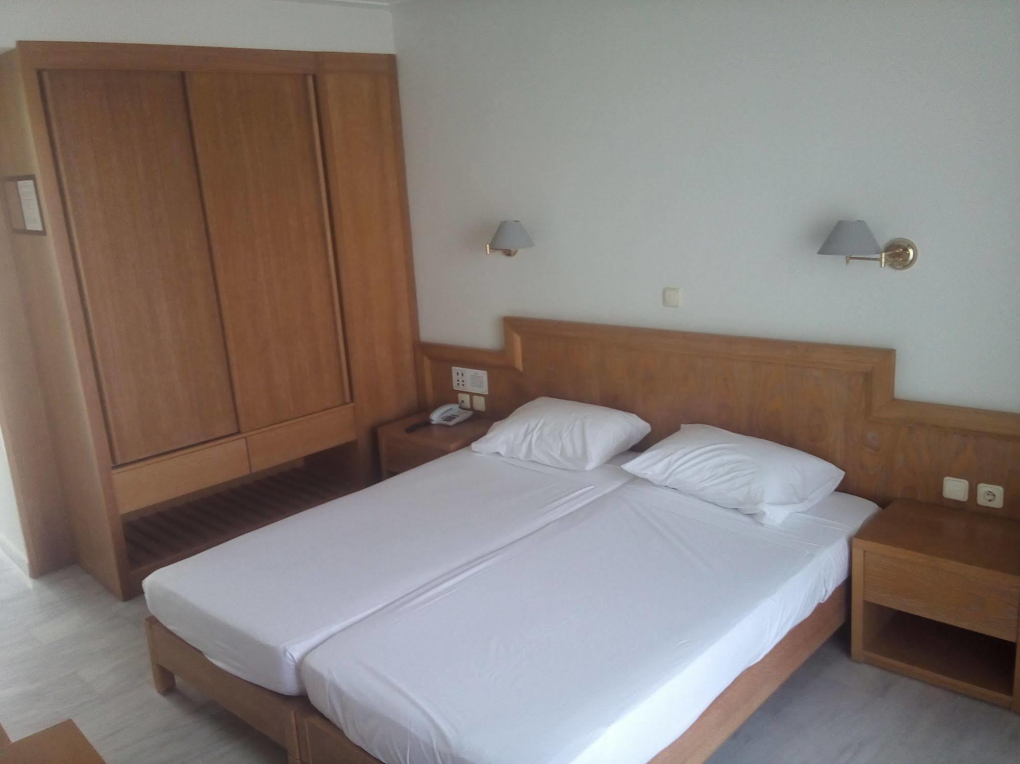 Anita Beach Hotel- Adults Only Rethymno Esterno foto